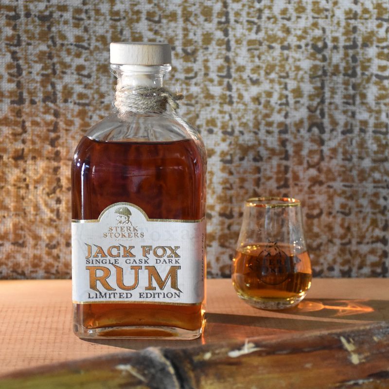 JACK FOX RUM 43%  700